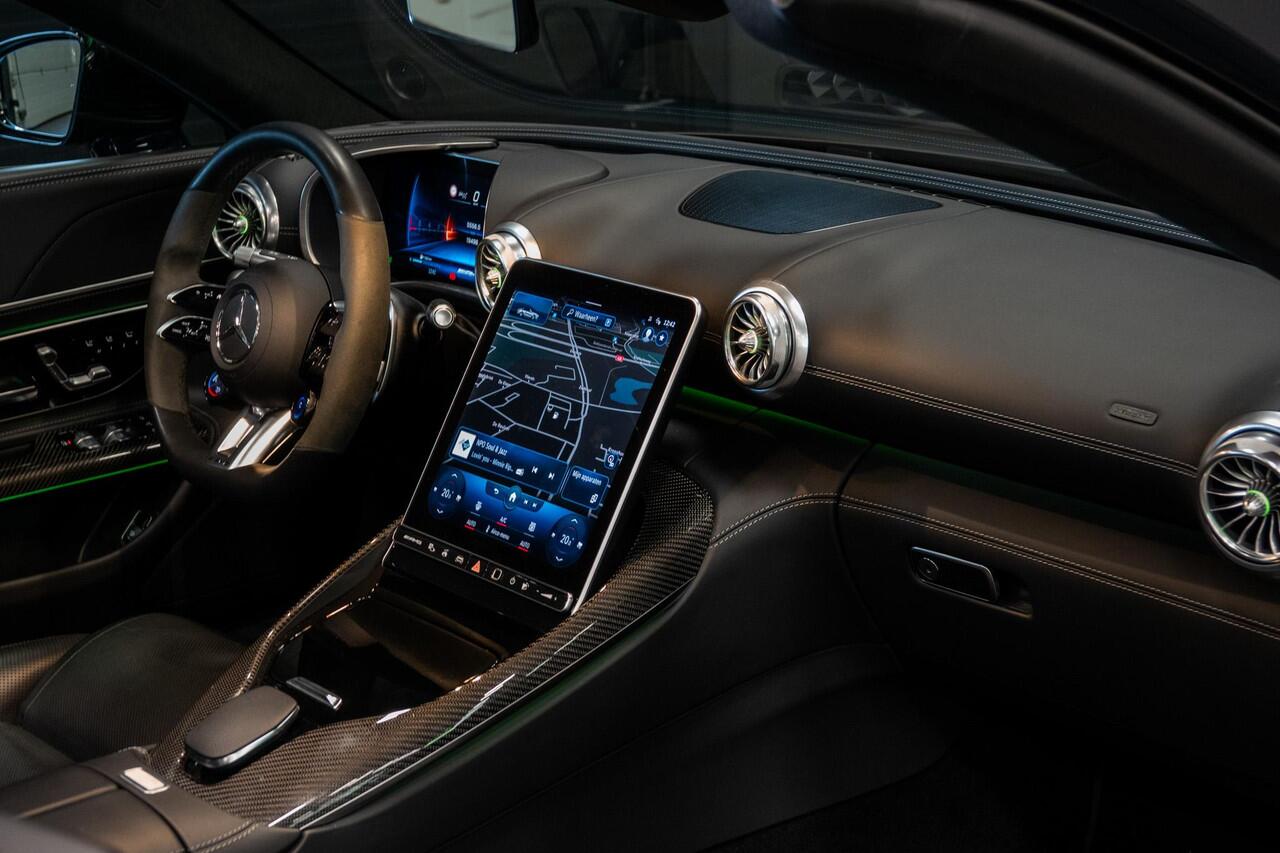 Mercedes-Benz SL-KLASSE Roadster AMG 63 4MATIC+ *Lift-systeem / Achterasbesturing AMG / Carbon-Interieur / Track Pack / Stoelventilatie / Head-Up / Keyless*