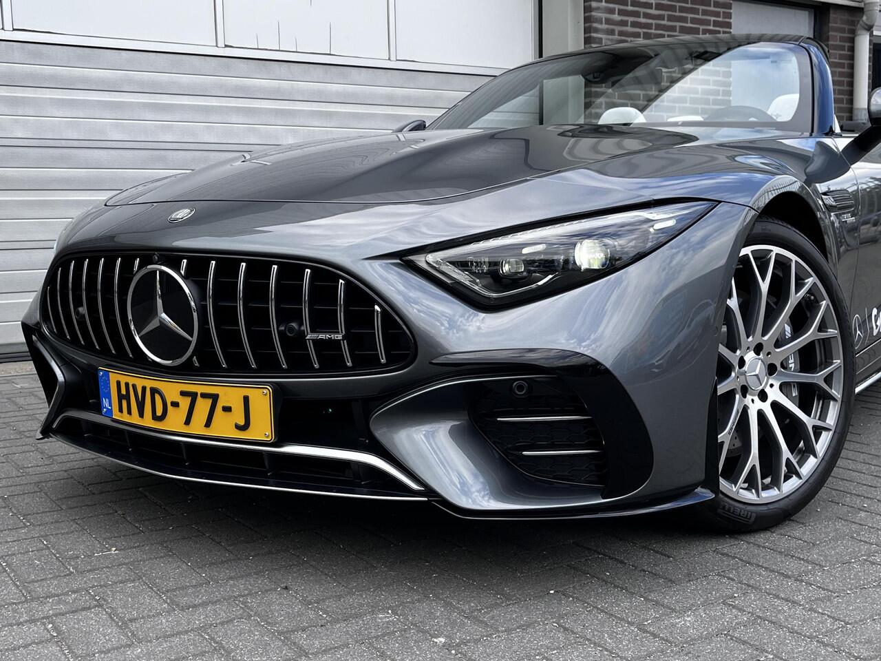 Mercedes-Benz SL-KLASSE Mercedes-AMG 43 | Premium Plus | AMG Aerodynamica Pakket | Rijassistentiepakket Plus | V8 Stylingpakket Exterieur | AMG TRACK PACE | AMG Indoor Car Cover | Burmester Surround Sound | Head-up Display | 360° Camera | Elektrisch Verstelbare Stoelen + Memory 