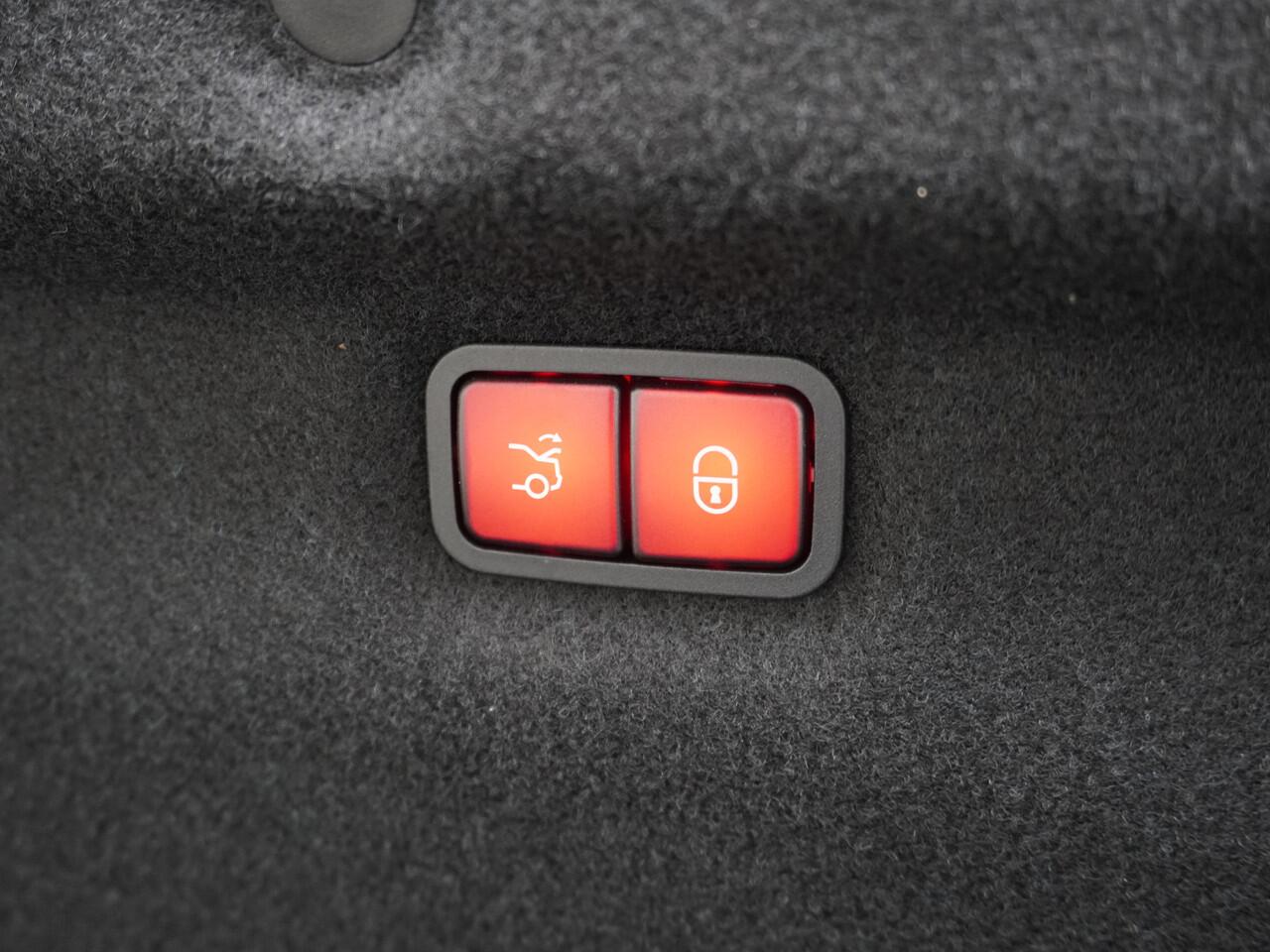 Mercedes-Benz SL-KLASSE AMG 63 4MATIC+ 585pk // Keramische remmen // BTW-auto // Neuslift // AlpinGrau // AMG Nightpakket II // Burmester // Achteras besturing