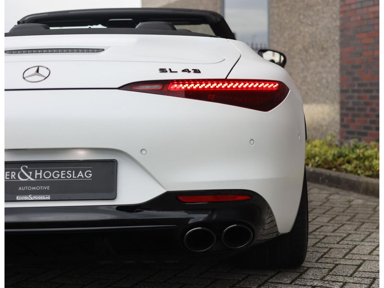 Mercedes-Benz SL-KLASSE 43 AMG Roadster | Opalith Magno - Multicontour - Airscarf - Burmester