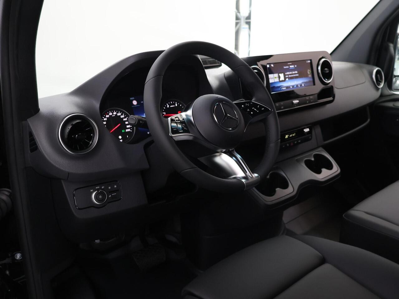 Mercedes-Benz SPRINTER 319 CDI L3 H2 Select | Winterpakket | Trekgewicht 3500 kg | Adaptieve Cruise Distronic | LED koplampen | Achteruitrijcamera | Smartphone integratie pakket |