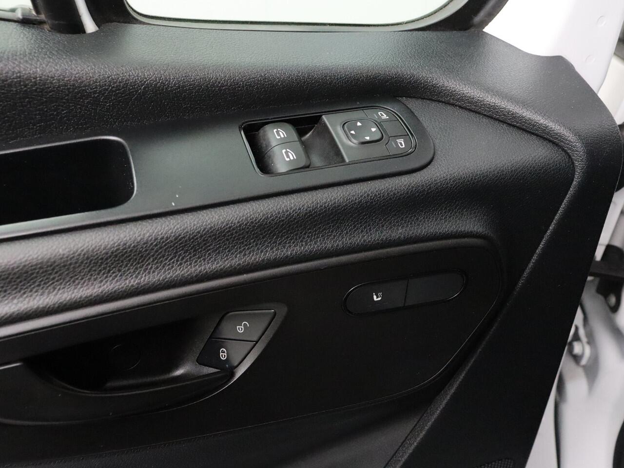 Mercedes-Benz SPRINTER 214CDI L1H1 | Airco | Cruise | 3-Persoons | Trekhaak