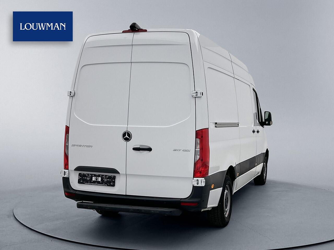 Mercedes-Benz SPRINTER 317 1.9 CDI L2H2 Navigatie Achteruitrijcamera Apple Carplay/Android Auto Betimmering Cruise Control