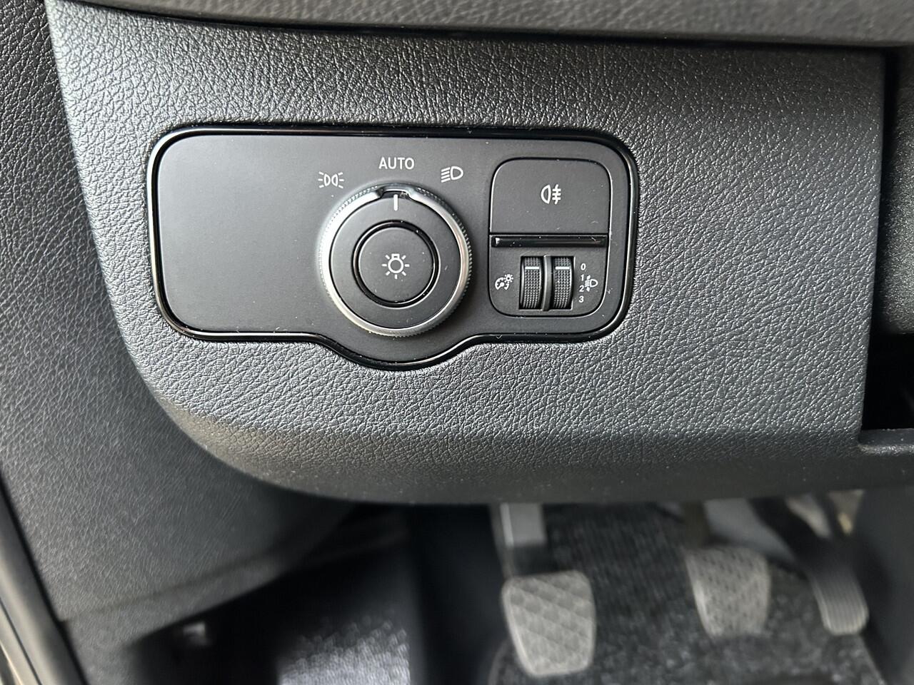 Mercedes-Benz SPRINTER 317 CDI L2 H2 MBUX / Camera / Carplay navigatie / Airco