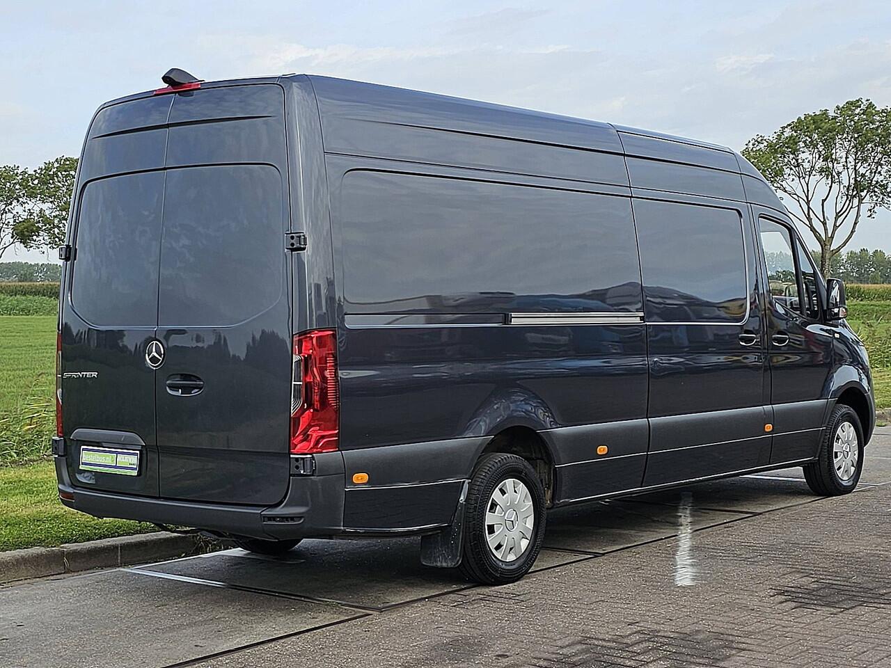 Mercedes-Benz SPRINTER 315 L3H2 Mbux + Navi Automaat Airco Camera 3-Zits/ Leer 1e Eigenaar Euro6!