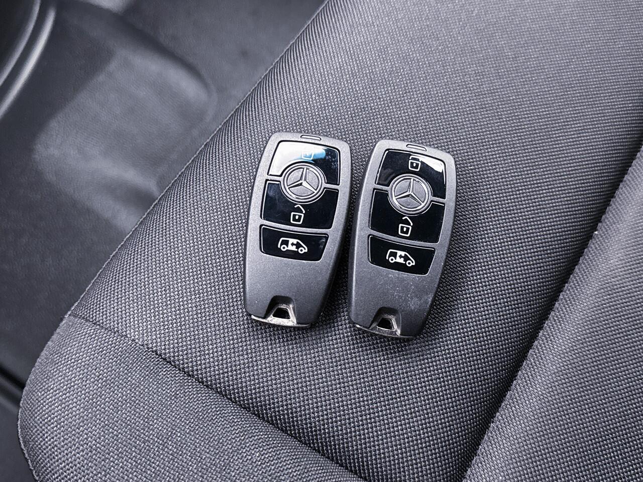 Mercedes-Benz SPRINTER 317 1.9 CDI L2H2 PRO LED Navigatie Achteruitrijcamera Cruise Control