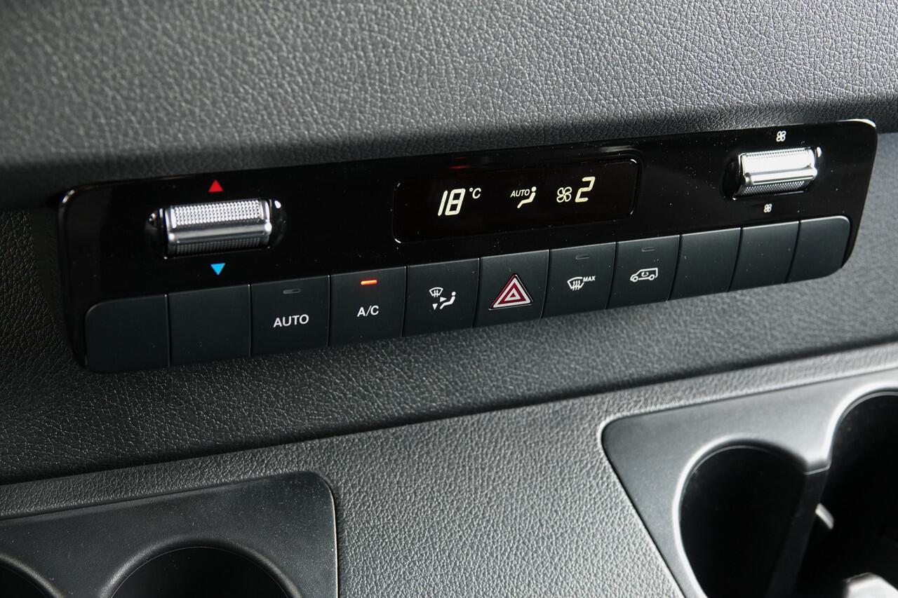 Mercedes-Benz SPRINTER 4x4 319Cdi 190Pk 9G-tronic | L2H1 | 2x Schuifdeur | 4WD | AWD | Bullbar | Treeplanken | 18'' All Terrain | Tenoriet Grijs