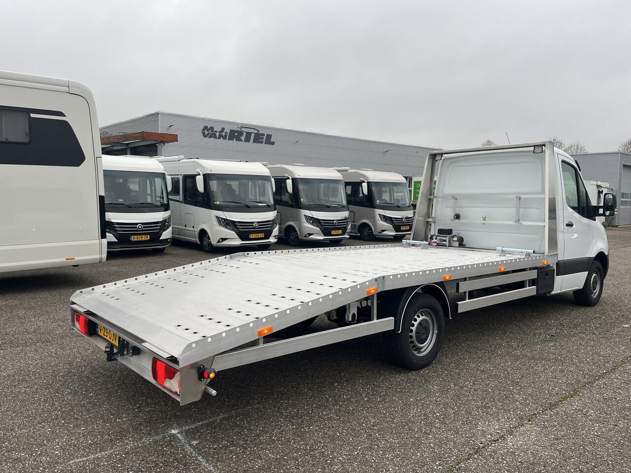 Mercedes-Benz SPRINTER 317 1.9 CDI Automaat L3 RWD Luchtvering met nieuwe oprijbak met Elektr. lier + AB