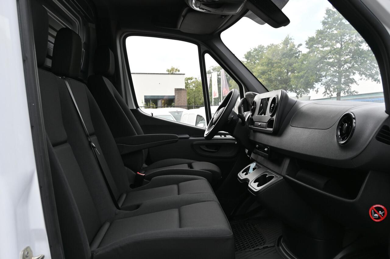 Mercedes-Benz SPRINTER 319 CDI L2H1 4x4 LED, Trekhaak, MBUX met camera en parkeerpakket
