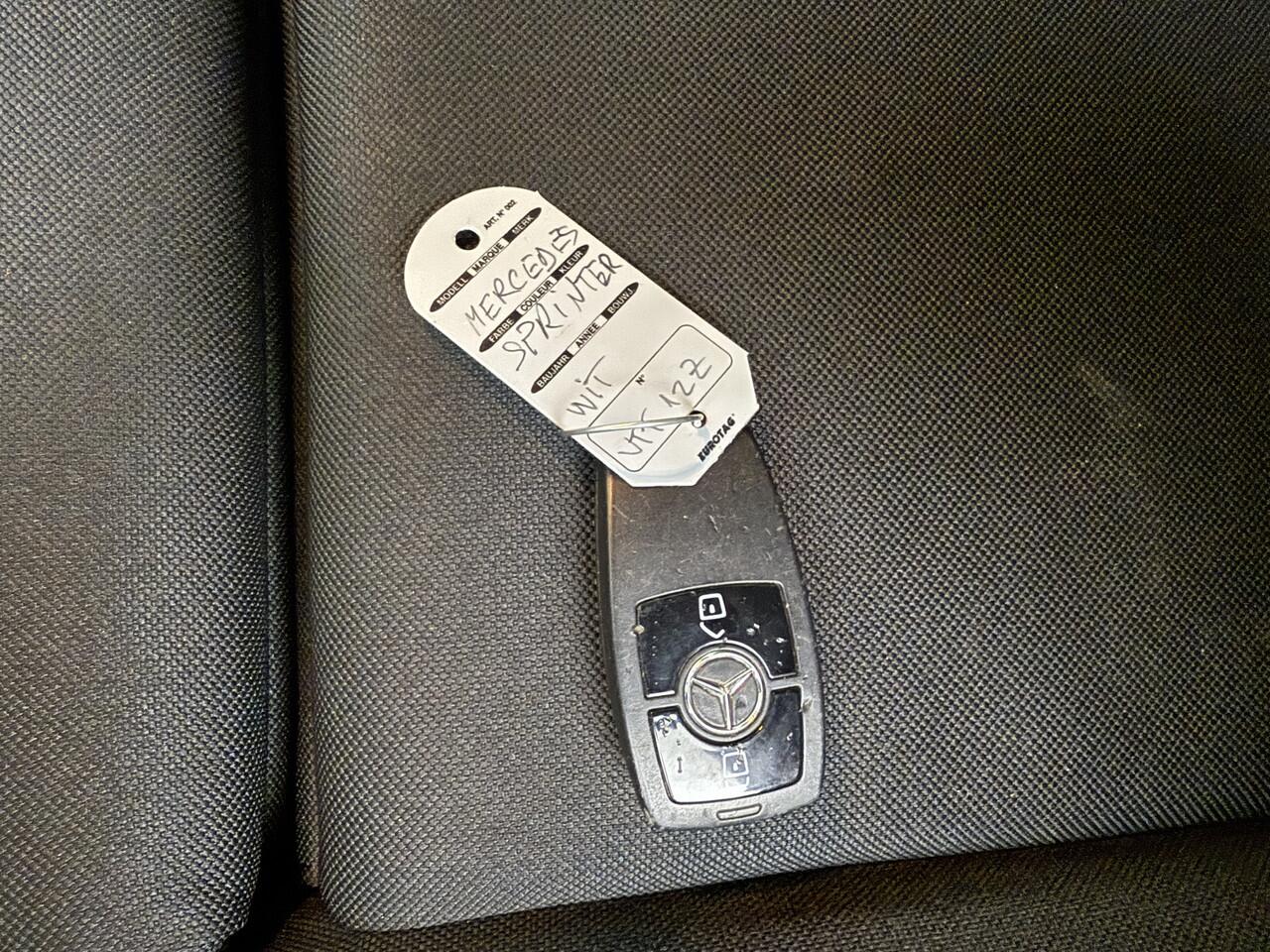 Mercedes-Benz SPRINTER 317CDI L3H2 RWD Maxi | Euro 6 | Imperiaal | Trekhaak | Camera | Airco | 3-Zits | Cruise