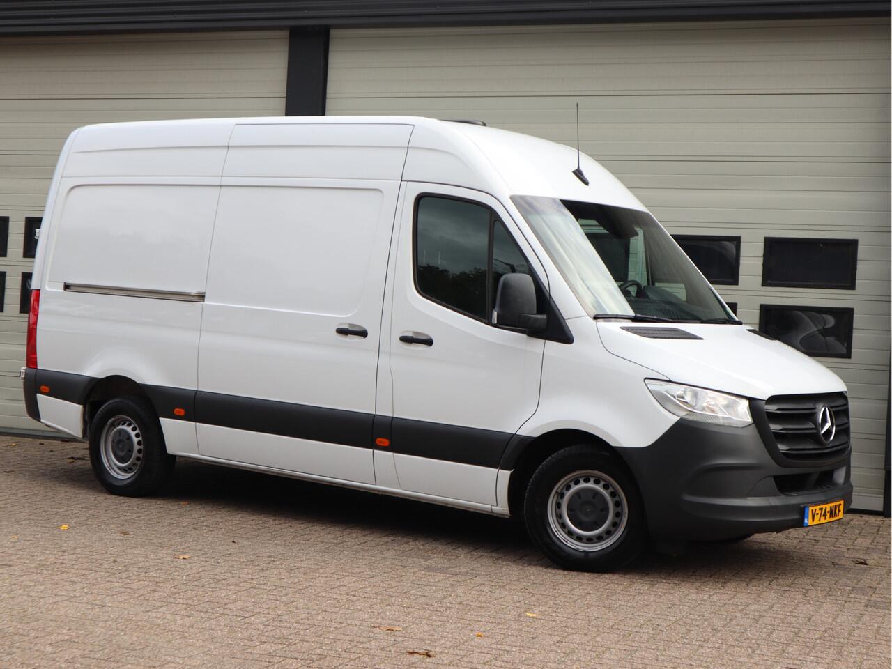 Mercedes-Benz SPRINTER 319 CDI 3.0 V6 Automaat L2H2 RWD - BW Inrichting - 3,5t KG Trekhaak - Standkachel