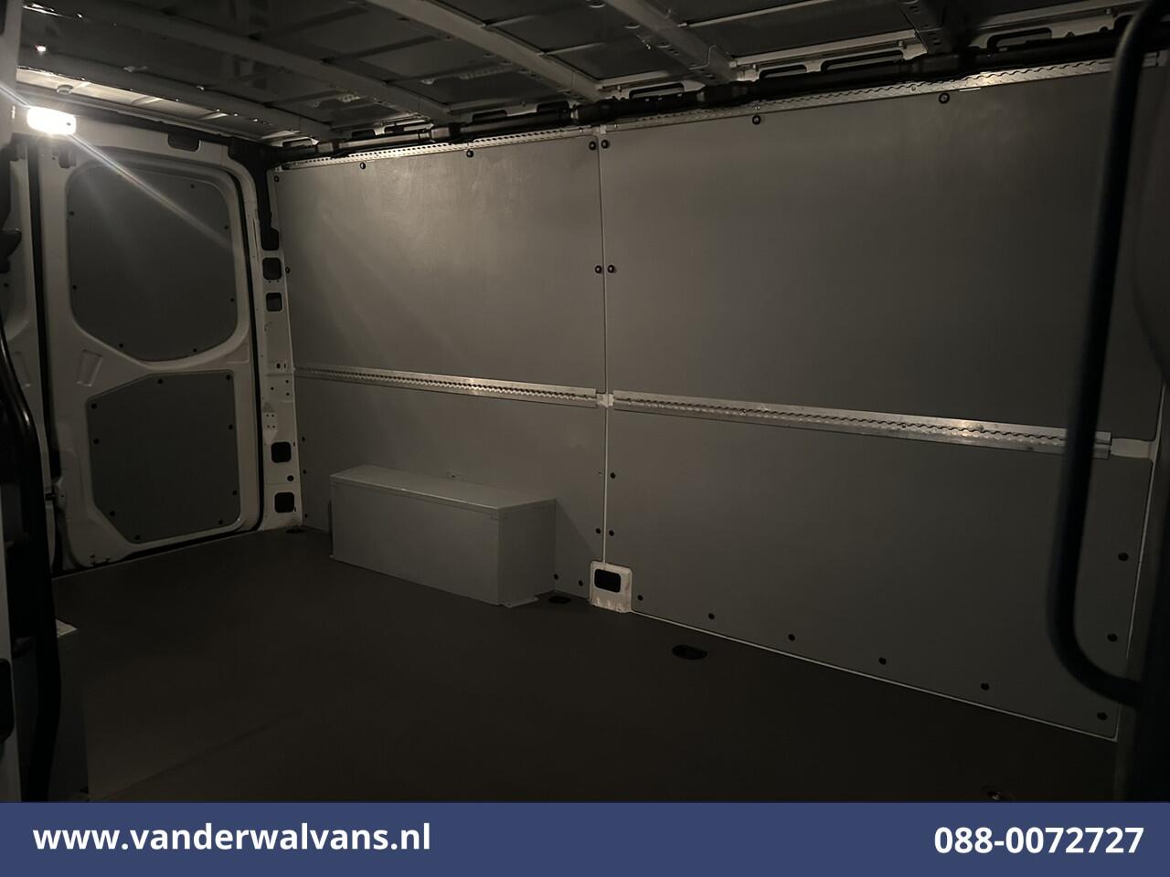 Mercedes-Benz SPRINTER 315 CDI 150pk L2H1 Euro6 Airco | Camera | Apple Carplay | Cruisecontrol | Stoelverwarming Android Auto, Parkeersensoren, Bijrijdersbank