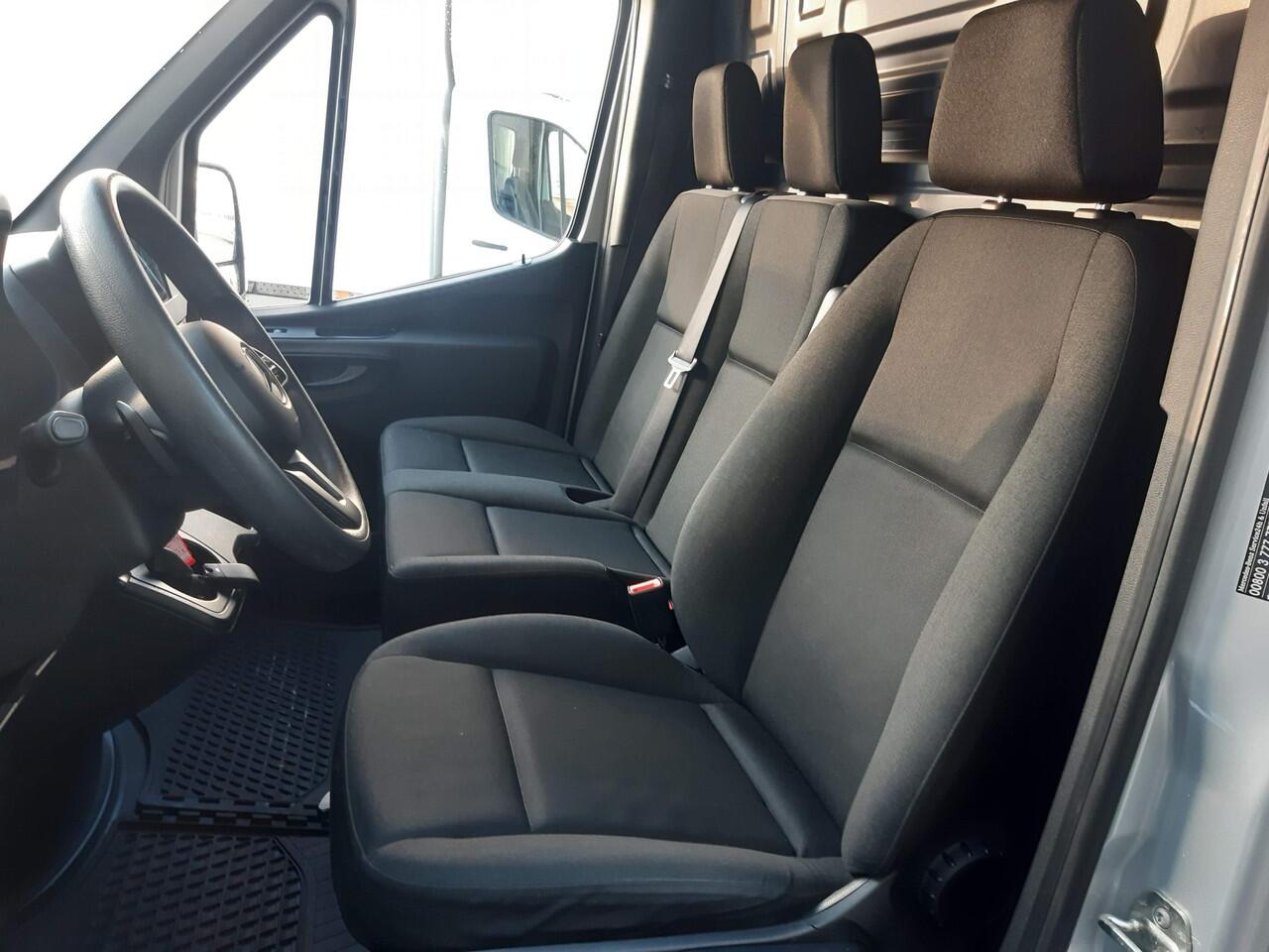 Mercedes-Benz SPRINTER L2H2 103 Kw/ 140Pk Autm. Airco Achteruitrijcamera Parkeersensors