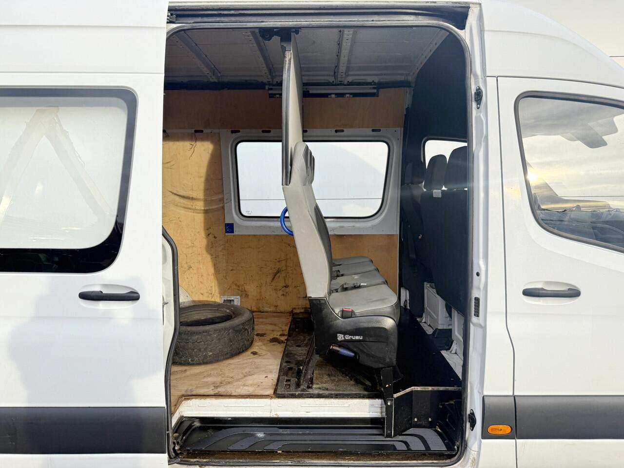 Mercedes-Benz SPRINTER 314 2.2 CDI Automaat L2H2 LED Dubbele Cabine Cruise Control Climate Control Carplay Camera Trekhaak 7 Stoelen