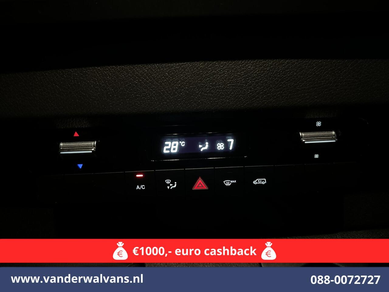 Mercedes-Benz SPRINTER 317 CDI 170pk L3H2 Euro6 Airco | Camera | Apple Carplay | Android Auto Cruisecontrol, Parkeersensoren, Stoelverwarming, Bijrijdersbank, MBUX
