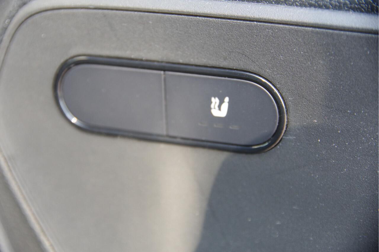 Mercedes-Benz SPRINTER 319 3.0 CDI V6 L2H2 AUT. LED, 360CAMERA, ADAPT. CRUISE, MBUX10'', TREKHAAK, STANDKACHEL, STOELVERWARMING, CLIMA