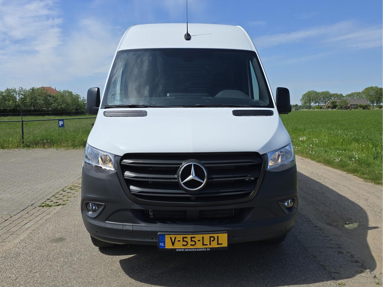 Mercedes-Benz SPRINTER 315 1.9 CDI L3 H2 RWD - 150 Pk - Euro 6 - Navi - ParkeerCamera - MBUX -
