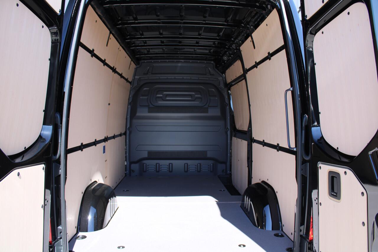 Mercedes-Benz SPRINTER 317CDI L2H2 Select - LED - Mbux 10 - 3.5t Trekhaak - Geveerde Stoel - Betimmering - Camera - Carplay - Blind spot - Cruise - Rijklaar