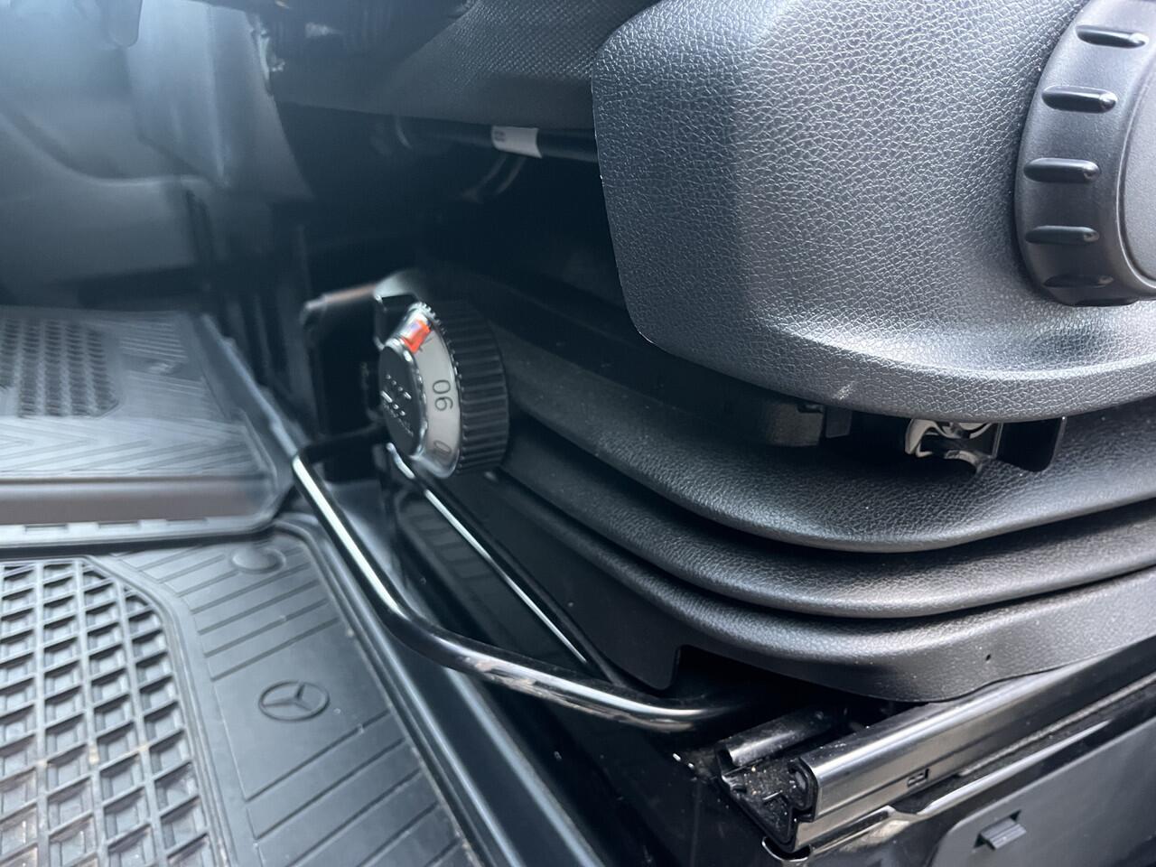 Mercedes-Benz SPRINTER 319 1.9 CDI Aut L4 2800kg Trekhaak Leder LED Stuurverw. alle opties