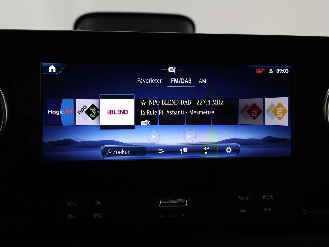 Mercedes-Benz SPRINTER 319 CDI L2 H2 Select | Geveerde Stoel | Navigatiesysteem | Distronic | Stoelverwarming | 3500 KG AHW | Led verlichting |
