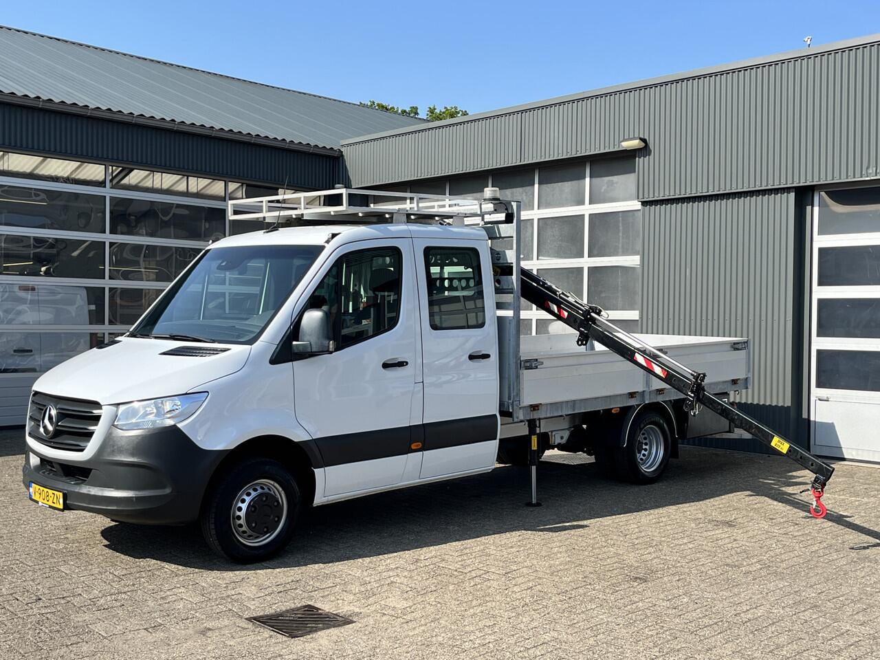 Mercedes-Benz SPRINTER 514 2.2 CDI L3 DC Hiab 018 laadkraan Airco Trekhaak 2000 kg trekgewicht Kastinrichting 1e eigenaar ex Overheid 2-Persoons Openlaadbak Kraan Pick-up P-up Gereedschapskist Euro 6