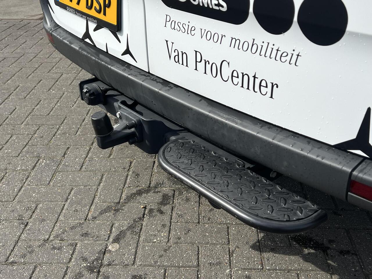 Mercedes-Benz SPRINTER 315 1.9 CDI L2H2 RWD