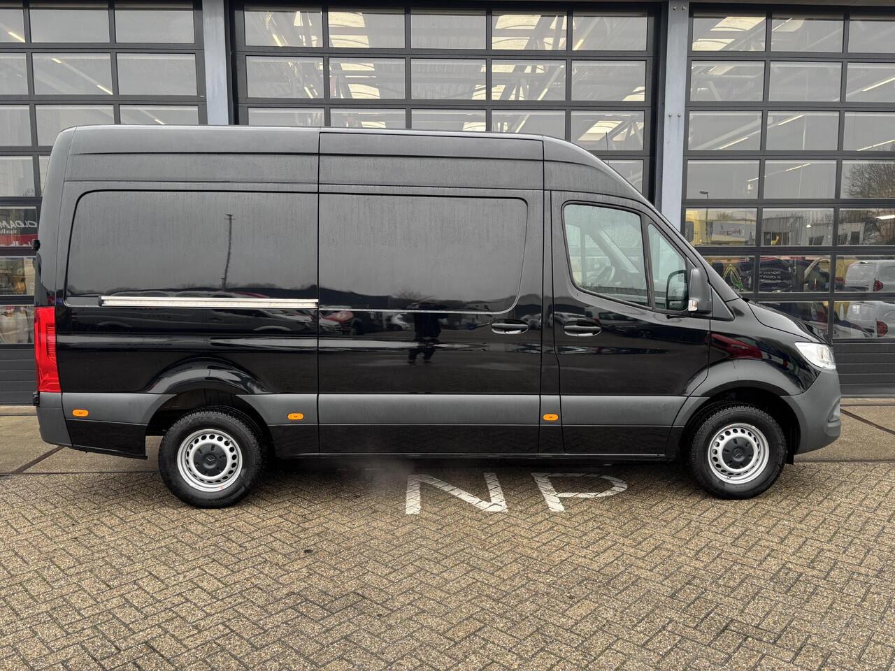 Mercedes-Benz SPRINTER 315 1.9 CDI L2H2 RWD