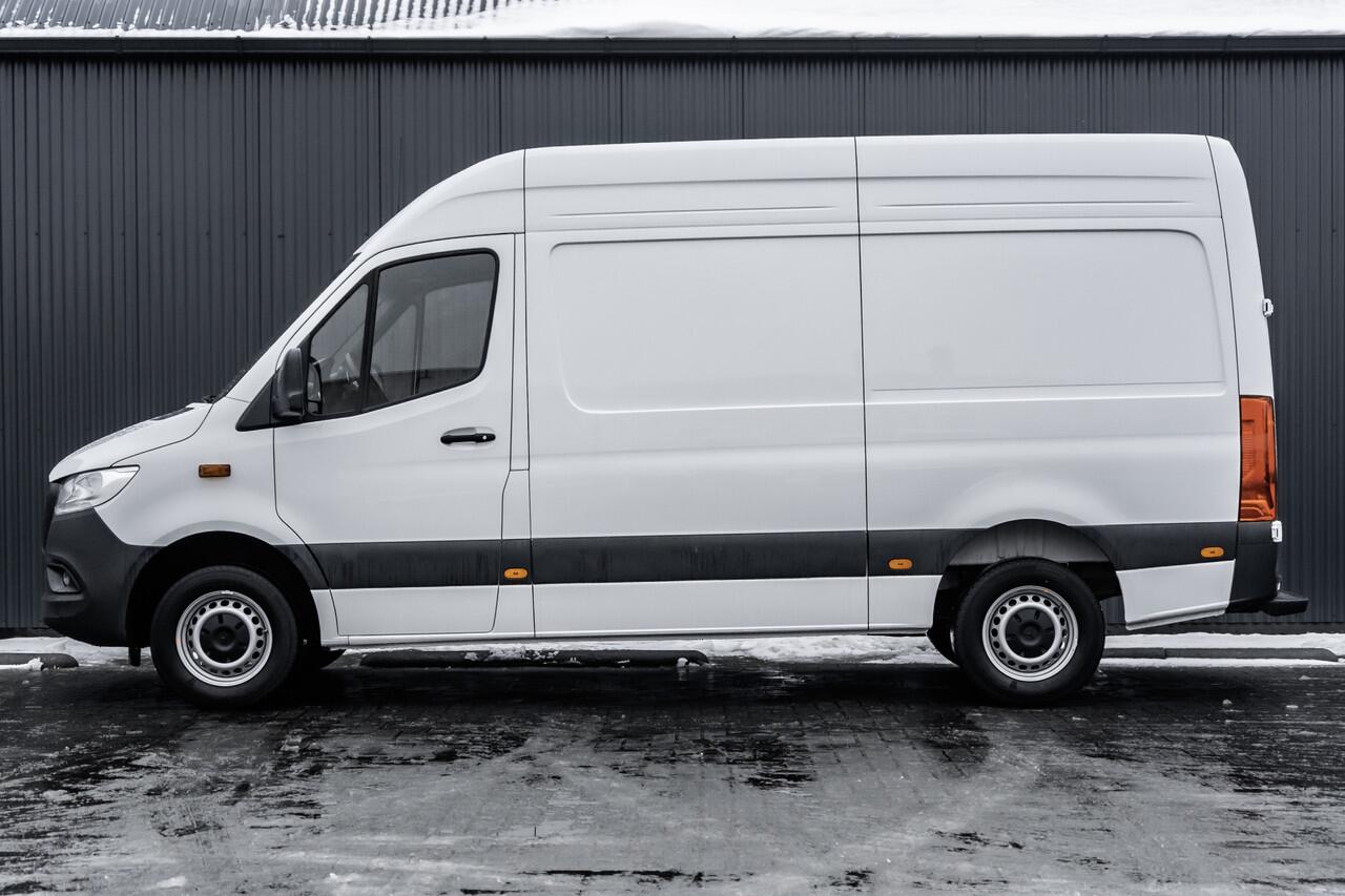 Mercedes-Benz SPRINTER 317 CDI L2H2 | Mbux | Facelift | Navi | Camera | Adapt.Cruise | Automaat