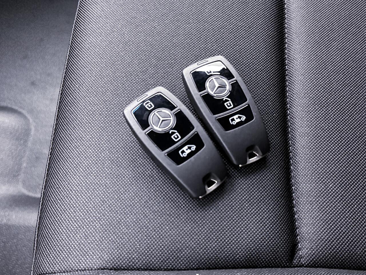 Mercedes-Benz SPRINTER 317 L3H2 PRO Led koplampen Facelift 3500 KG Trekgewicht Navigatie Achteruitrijcamera