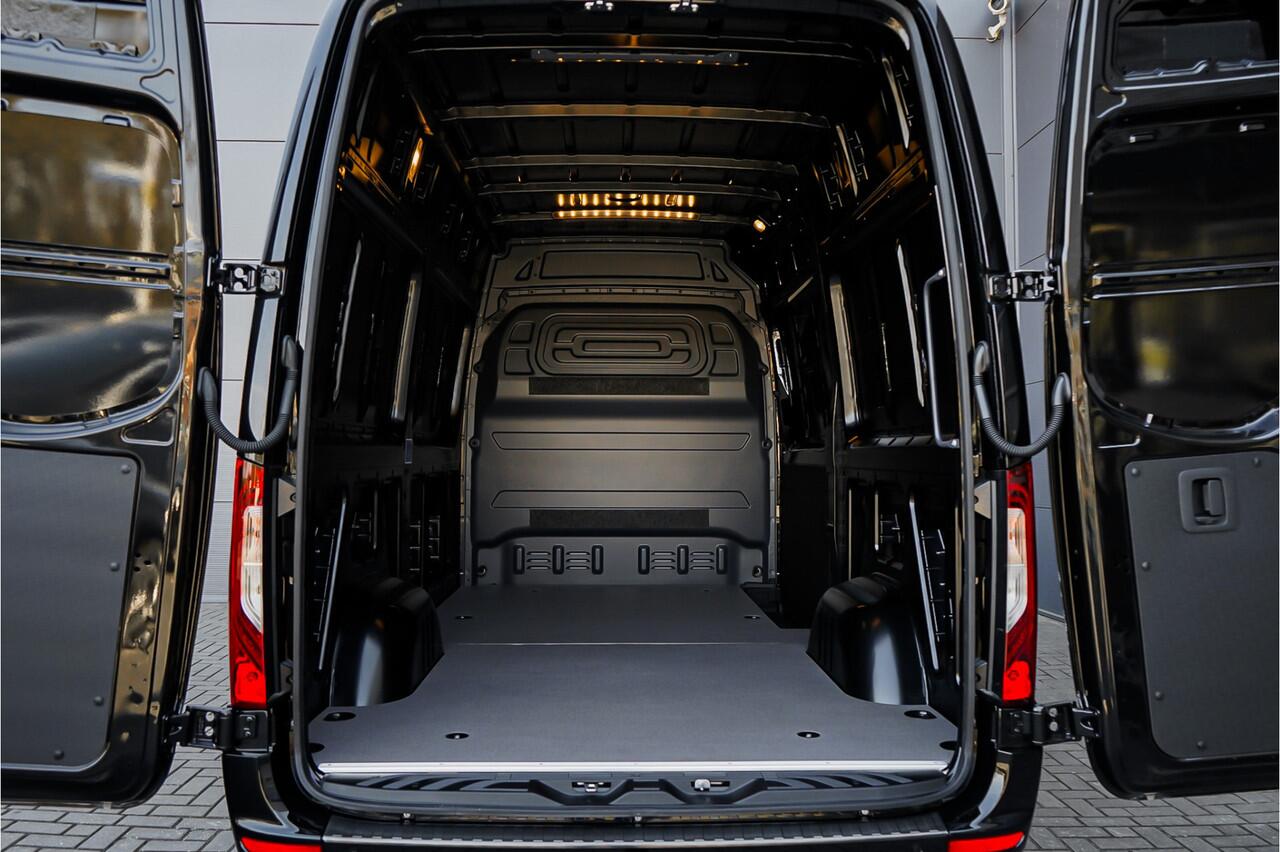 Mercedes-Benz SPRINTER 319 1.9 CDI L2H2 RWD Black Pack Vol Distronic Camera LED Navi Trekhaak 3.5T