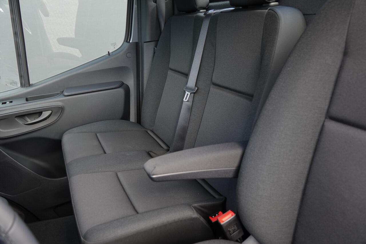 Mercedes-Benz SPRINTER L3 | 319Cdi 190Pk 9G-Tronic | Chassis Cabine | RWD | Seleniet Grijs