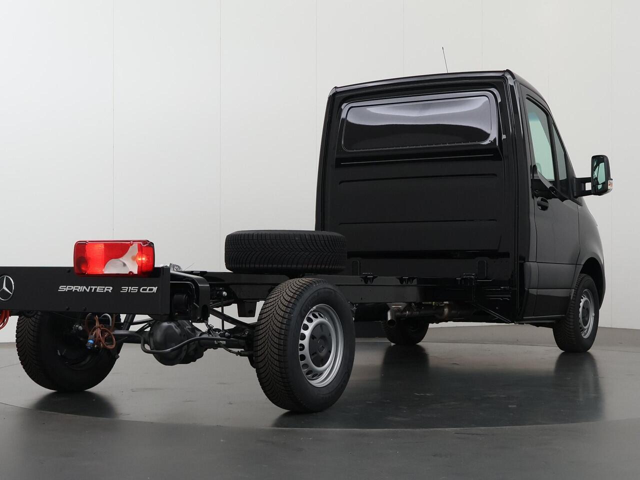 Mercedes-Benz SPRINTER 315 CDI | Aut. | Chassis | L3 | 3500 KG. AHW | Airco | Cruise Control | MBUX Navigatie | Apple Carplay/Android Auto | Lane-Assist | Vierseizoenenbanden | Comfort Bestuurdersstoel | 3500 KG. AHW | ELKE OPBOUW MOGELIJK