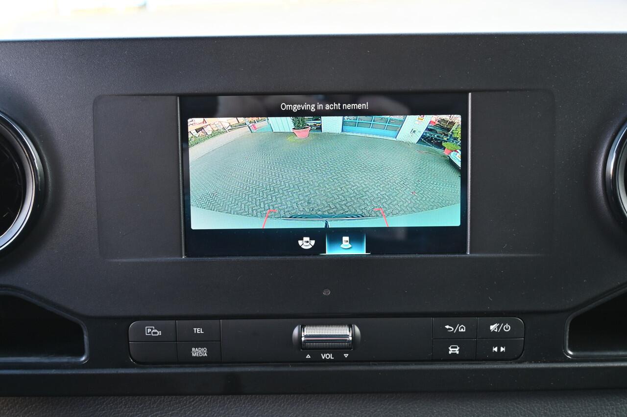 Mercedes-Benz SPRINTER 317 CDI L2H2 RWD MBUX met camera, Led in laadruimte, Opstap