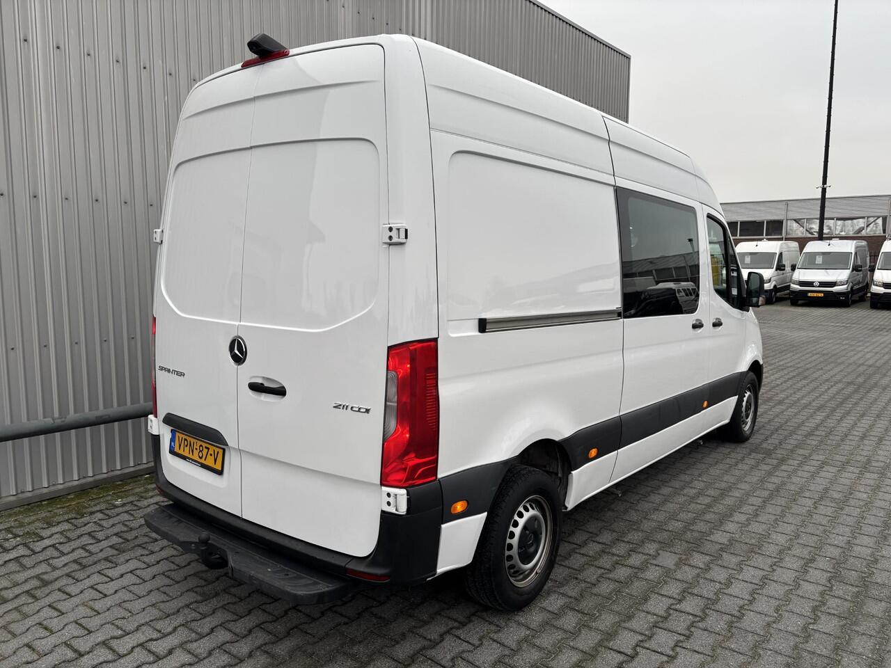 Mercedes-Benz SPRINTER 211 1.9 CDI L2H2 FWD*ECC*CAMERA*3PERSOONS*