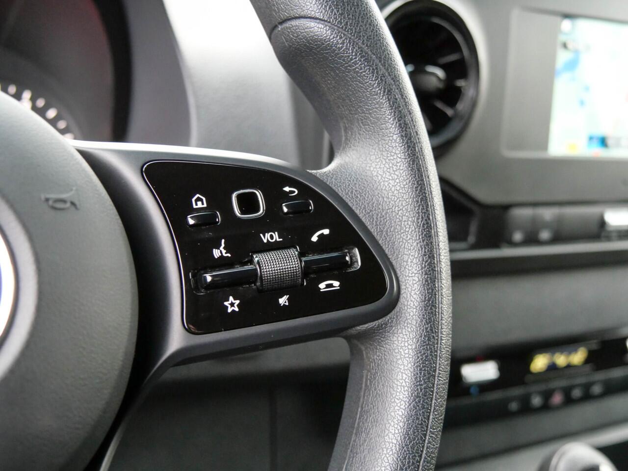 Mercedes-Benz SPRINTER 317 1.9 CDI 170PK L2H2 RWD | 3500 KG TREKGEWICHT | GEVEERDE STOEL |