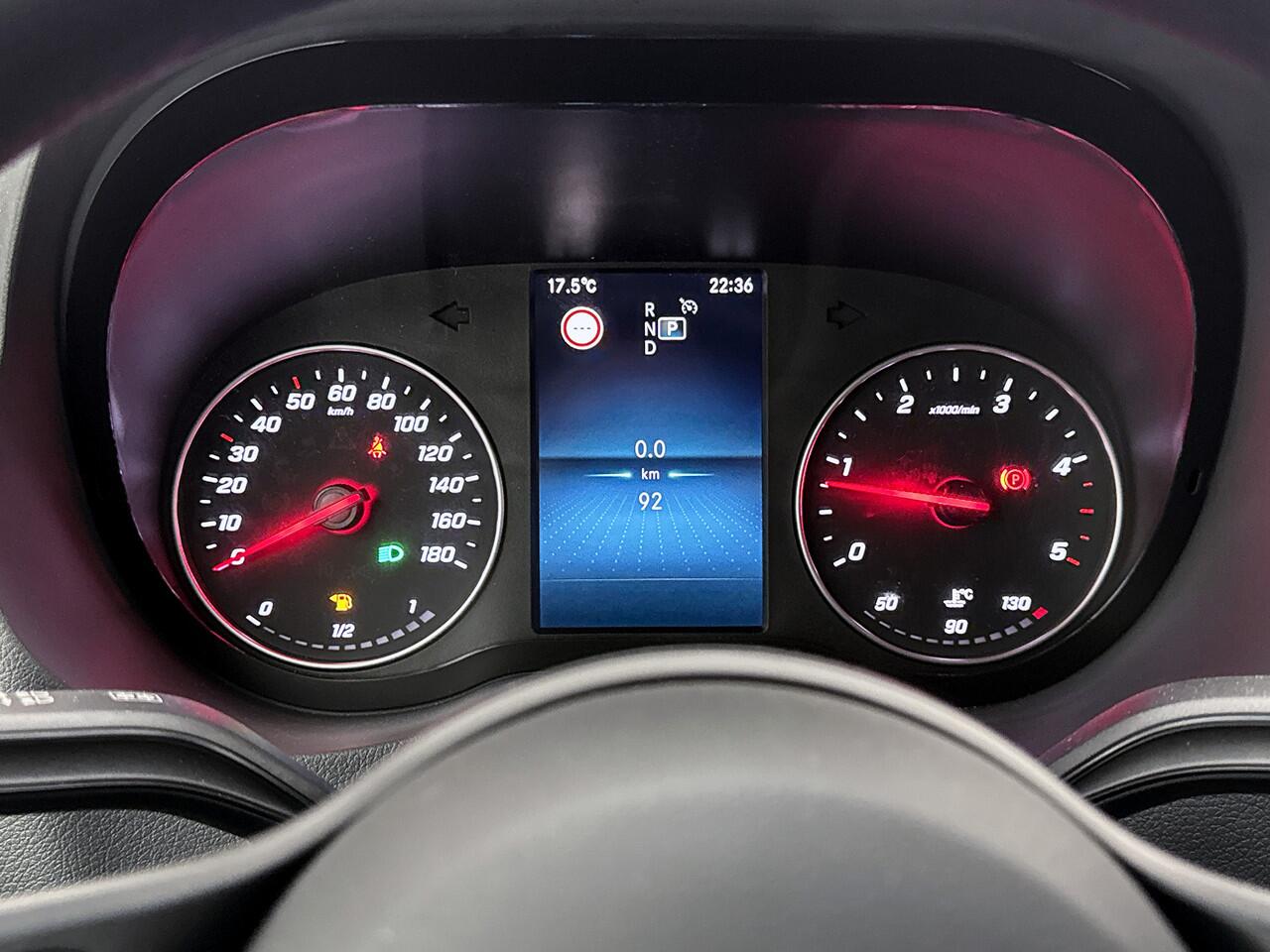 Mercedes-Benz SPRINTER 317 1.9 CDI Bakwagen laadklep 1000kg RWD Nieuw Widescreen Led Cruise control 9G Automaat