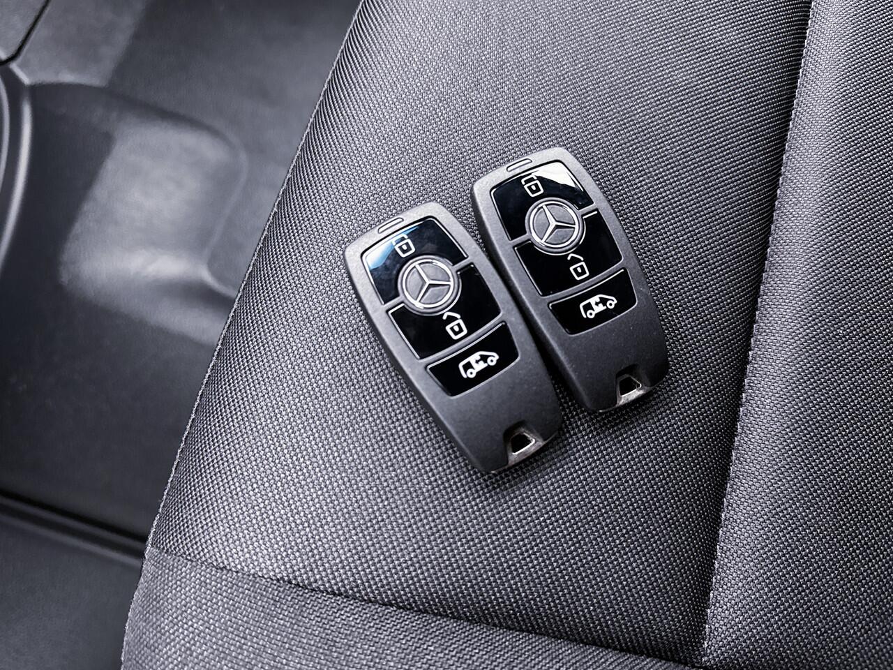 Mercedes-Benz SPRINTER 317 1.9 CDI L2H2 3500KG trekgewicht BPM-Vrij Direct Leverbaar Navigatie LED Achteruitrijcamera