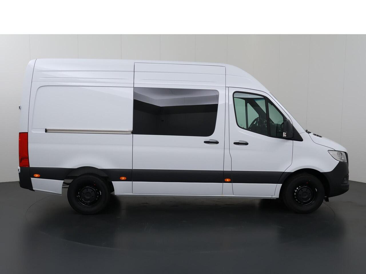Mercedes-Benz SPRINTER 317 CDI L2 H2 Pro Dubbele Cabine | Stoelverwarming | 3500 kg Trekgewicht | Achteruitrijcamera | Climate Control | Airco | Cruise Control |