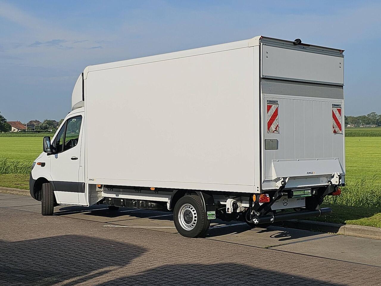 Mercedes-Benz SPRINTER 317 L3 RWD Bakwagen Laadklep Airco Mbux 170Pk Euro6!