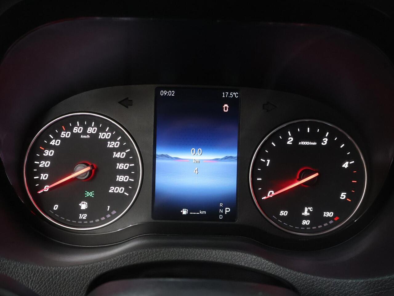 Mercedes-Benz SPRINTER 319 L2H2 RWD SELECT | Navigatie | Spiegelpakket | Klasse 3 Alarm | Verwarmde en Geveerde Comfort Chauffeursstoel en Verwarmde Comfort Bijrijdersstoel | LED koplampen | Parkeerpakket Met Camera | | BPM VRIJ | Distronic | Winterpakket | Leer | Certified