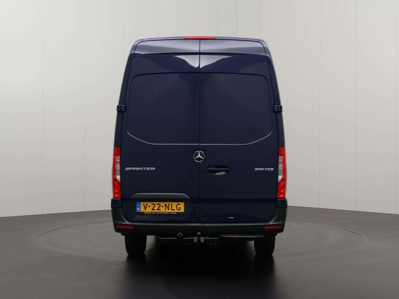 Mercedes-Benz SPRINTER 319CDI 3.0V6 L3H2 Maxi Dubbele Cabine | Airco | Cruise | 2800Kg Trekhaak