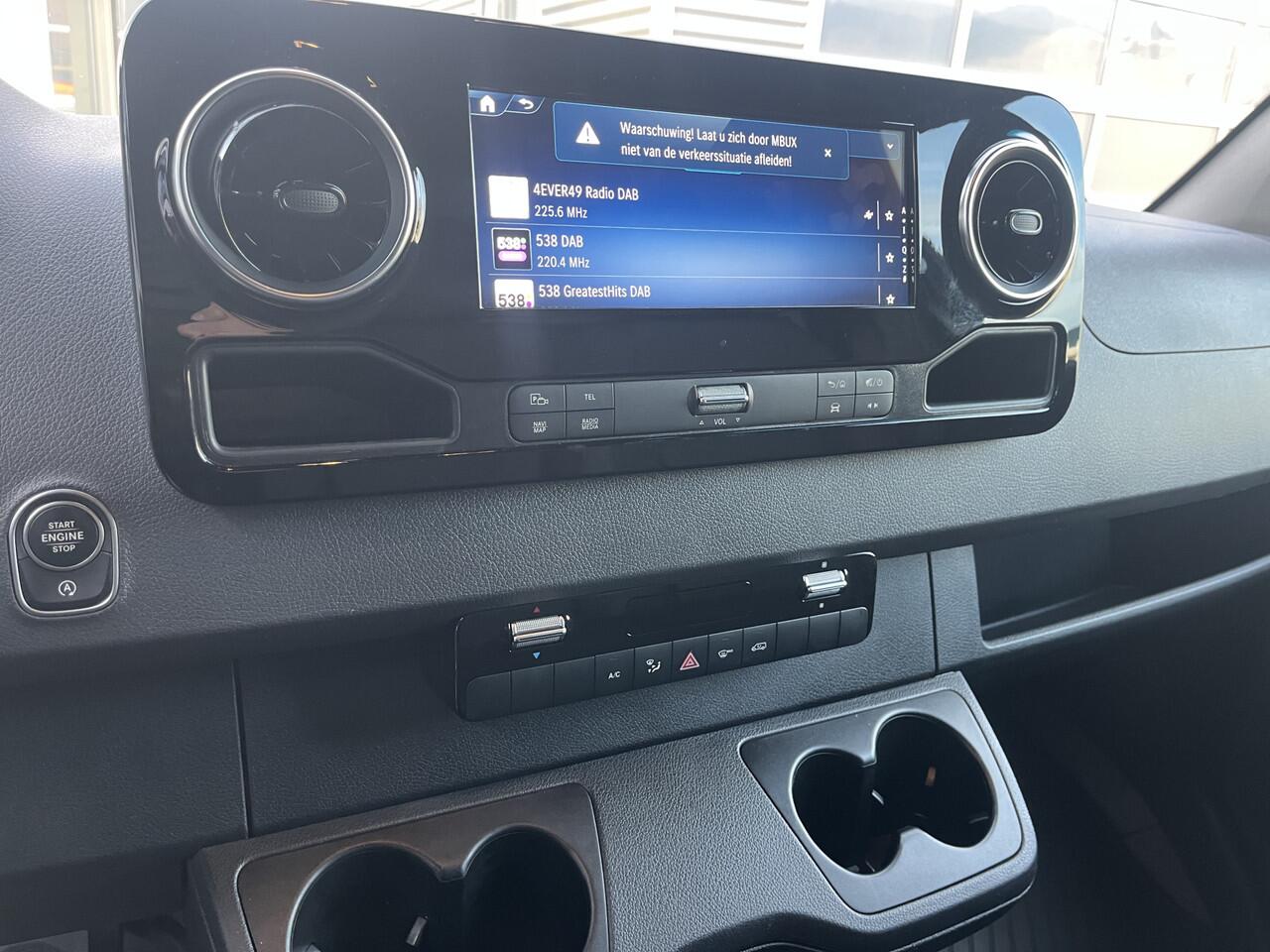 Mercedes-Benz SPRINTER 319 1.9 CDI Aut L4 2800kg Trekhaak Leder LED Stuurverw. alle opties