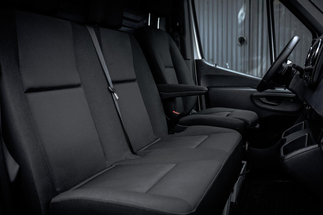 Mercedes-Benz SPRINTER 317 CDI L2H2 | Mbux | Facelift | Navi | Camera | Adapt.Cruise | Automaat