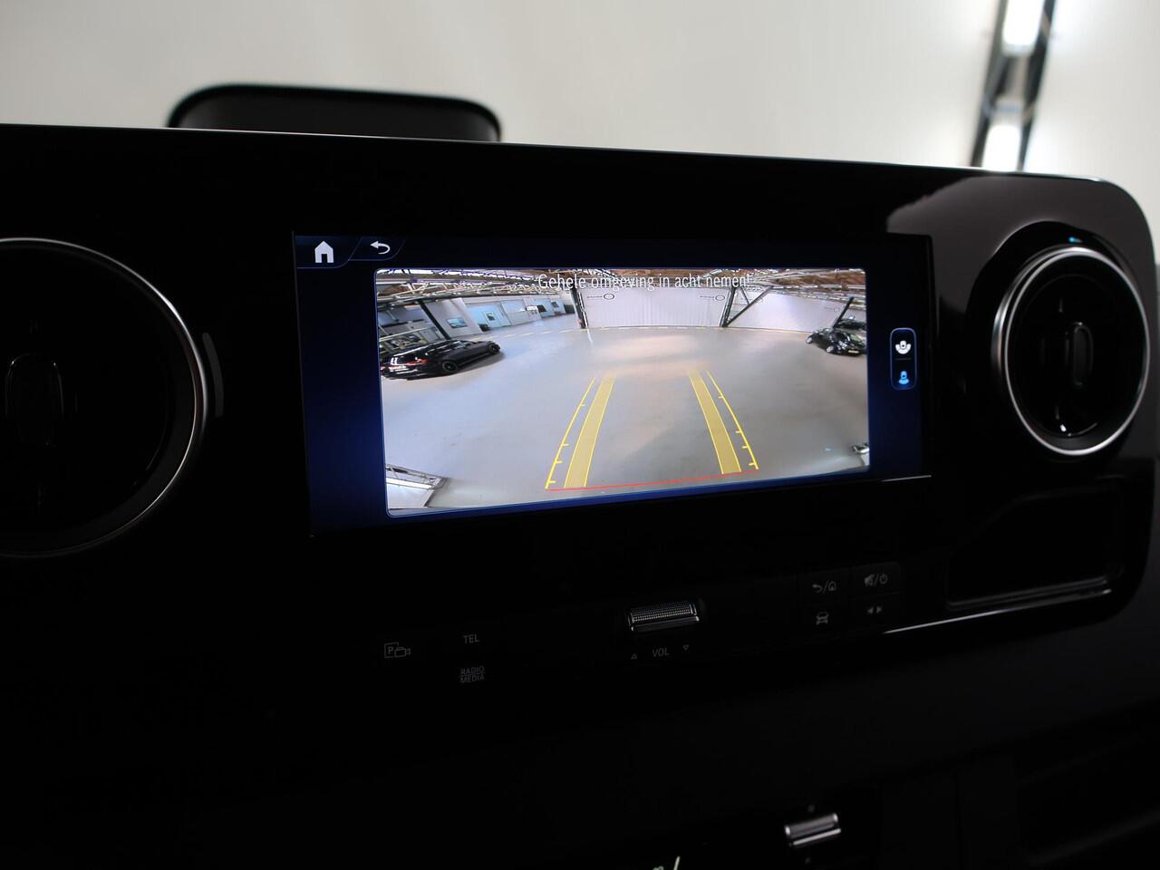 Mercedes-Benz SPRINTER 315 CDI | L2 H2 | Aut. | RWD | PRO 3500 KG AHW | CARPLAY | ANDROID AUTO | 3-ZITS | CRUISE | CAMERA | AIRCO | SPOORASSISTENT | DODEHOEKDETECTIE | METALLIC