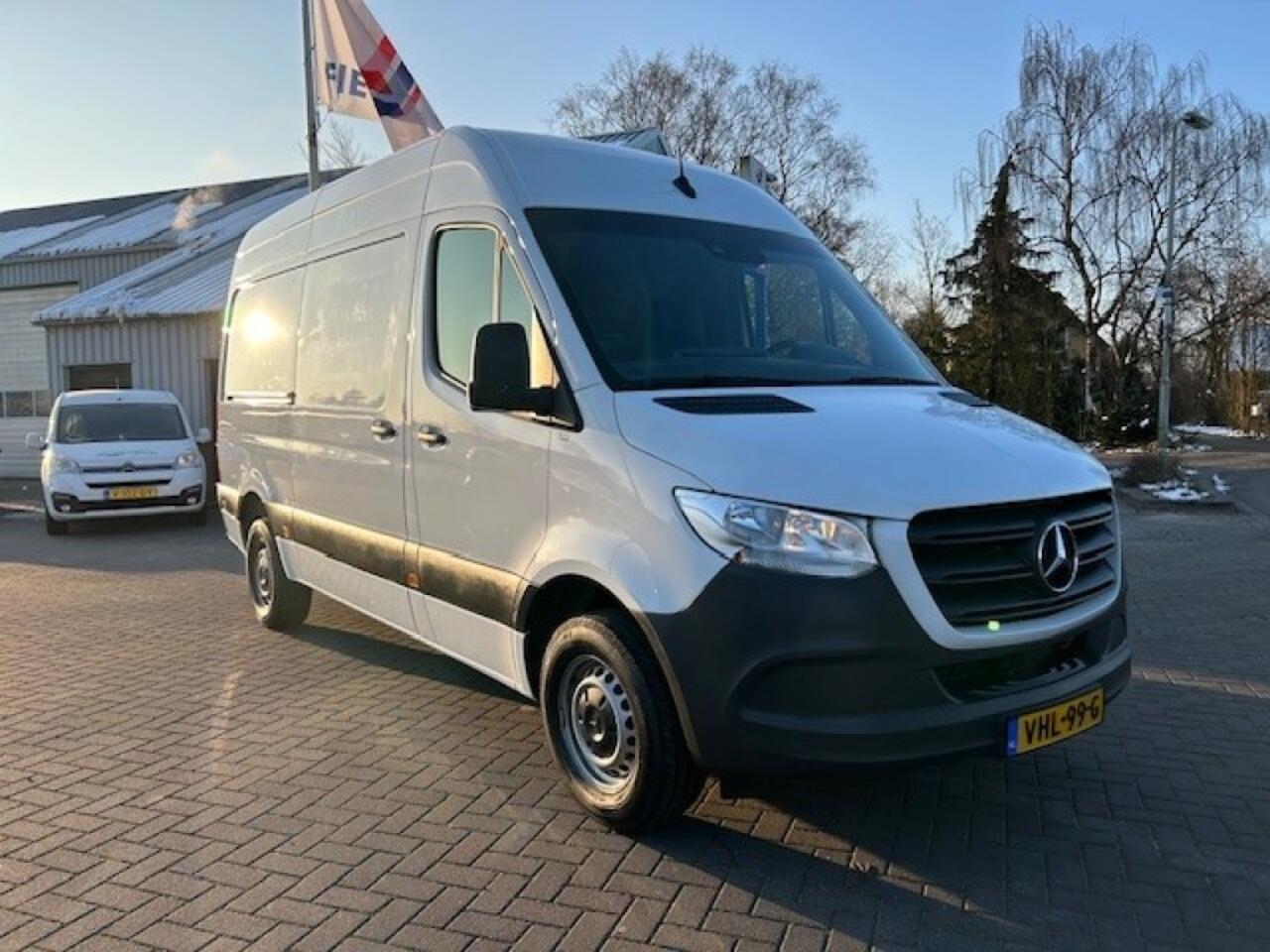 Mercedes-Benz SPRINTER 315 1.9 CDI L2H2 10 KEER OP VOORRAAD