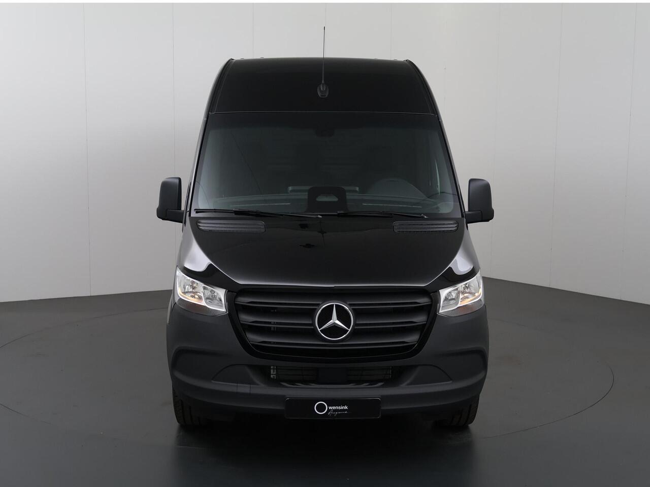 Mercedes-Benz SPRINTER 315 CDI | L2 H2 | RWD | Aut. | PRO | BPM VRIJ! | ACHTERUITRIJCAMERA | 3500 KG AHW | DODEHOEKASSISTENT | AIRCO | CRUISE | CARPLAY | ANDROID AUTO | METALLIC | 3-ZITS | MBUX SYSTEEM GROOT