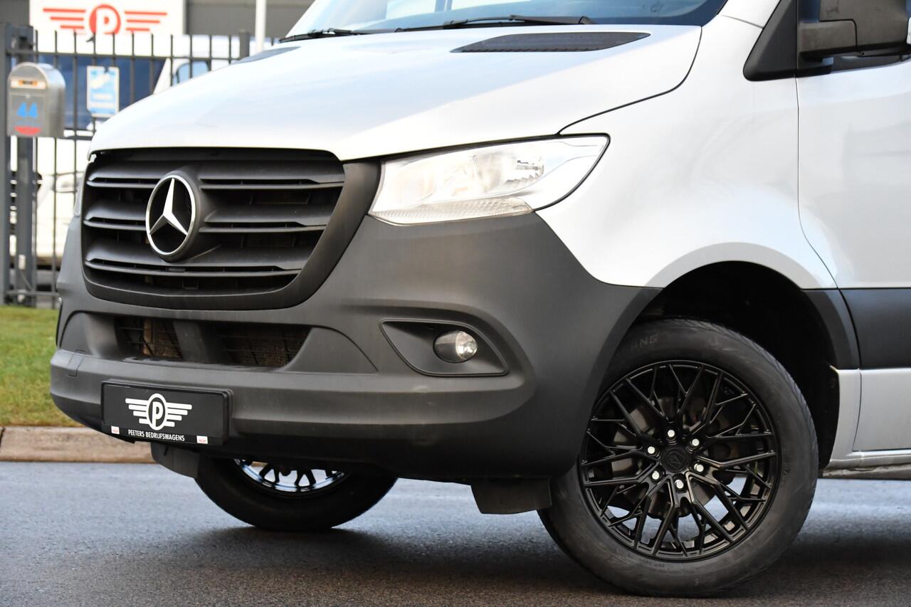 Mercedes-Benz SPRINTER 317 1.9 CDI L2H2 RWD PB Edition Camera, Cruise, Carplay, 10,5'' Mbux, 3500kg Trekhaak, Stoelverwarming, 170pk, Automaat, Uniek!