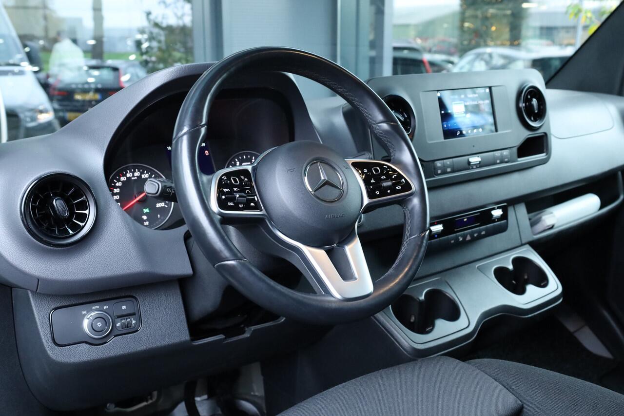 Mercedes-Benz SPRINTER 317 1.9 CDI L2H2 RWD | Camera | Navi | 3.5t trekgew. | Trekhaak | 2x Voorstoel | Zilver met.