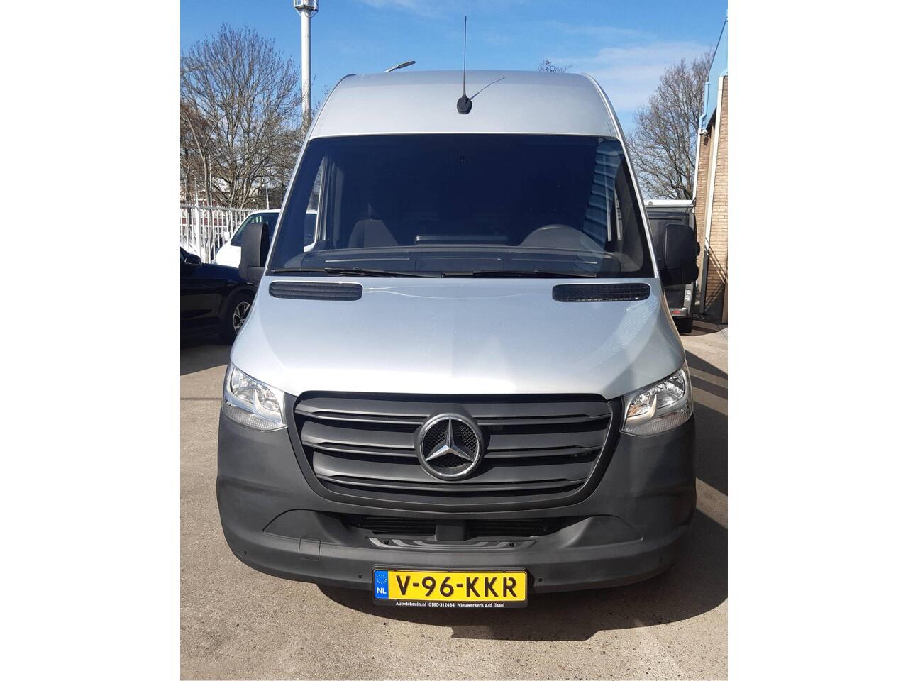 Mercedes-Benz SPRINTER L2H2 103 Kw/ 140Pk Autm. Airco Achteruitrijcamera Parkeersensors
