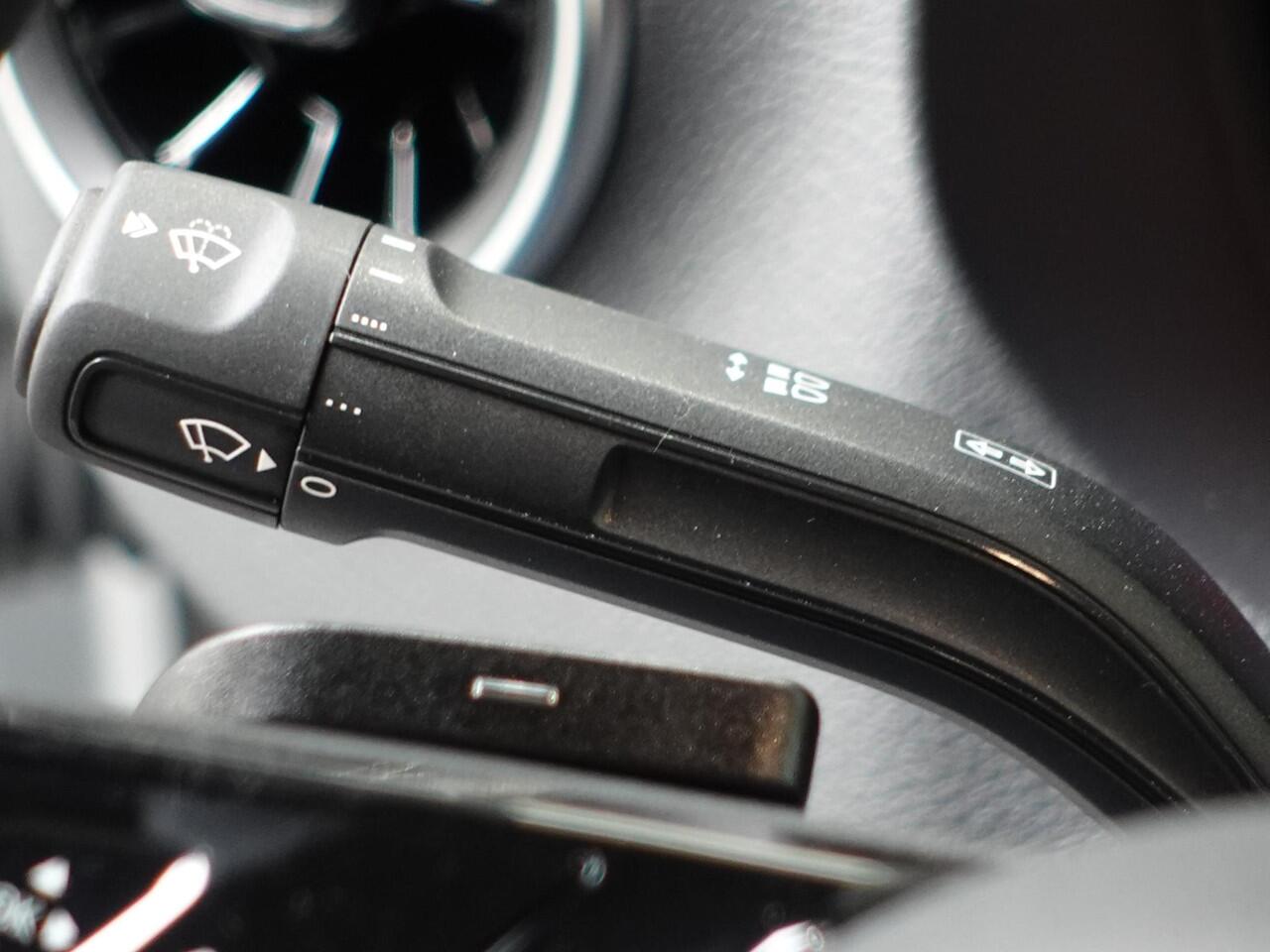 Mercedes-Benz SPRINTER 315 1.9 CDI Bakwagen Meubelbak Laadklep Navi| Airco|Cruise Control| Comfort stoelen|